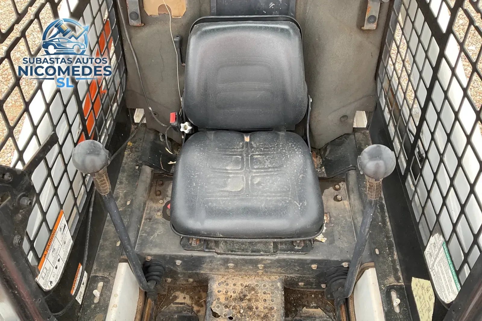 Bobcat S450 4WD, foto 4 de 10