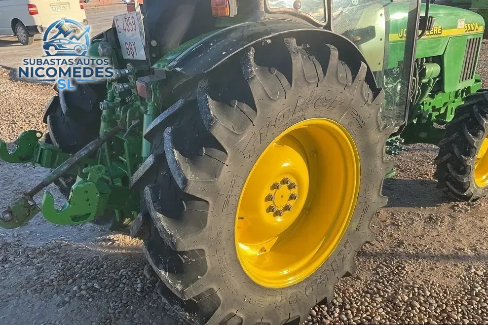 John Deere 5510N 4WD, foto 8 de 11