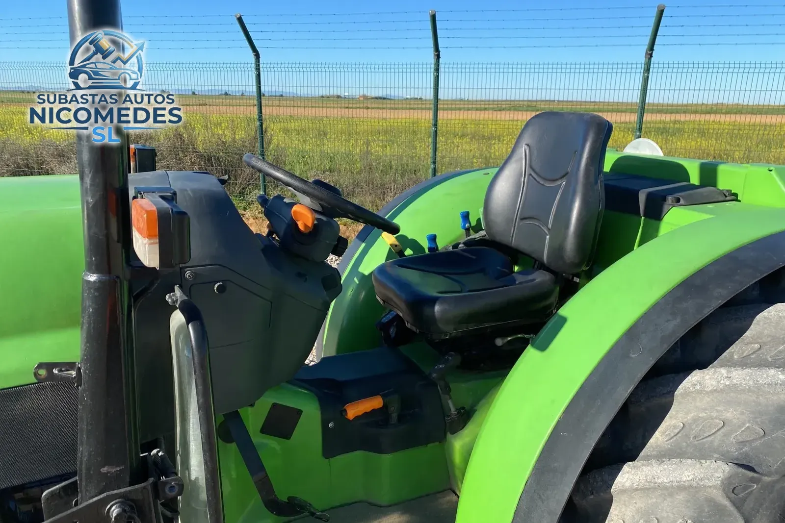 Deutz-Fahr Agroplus F430 4WD, foto 6 de 10