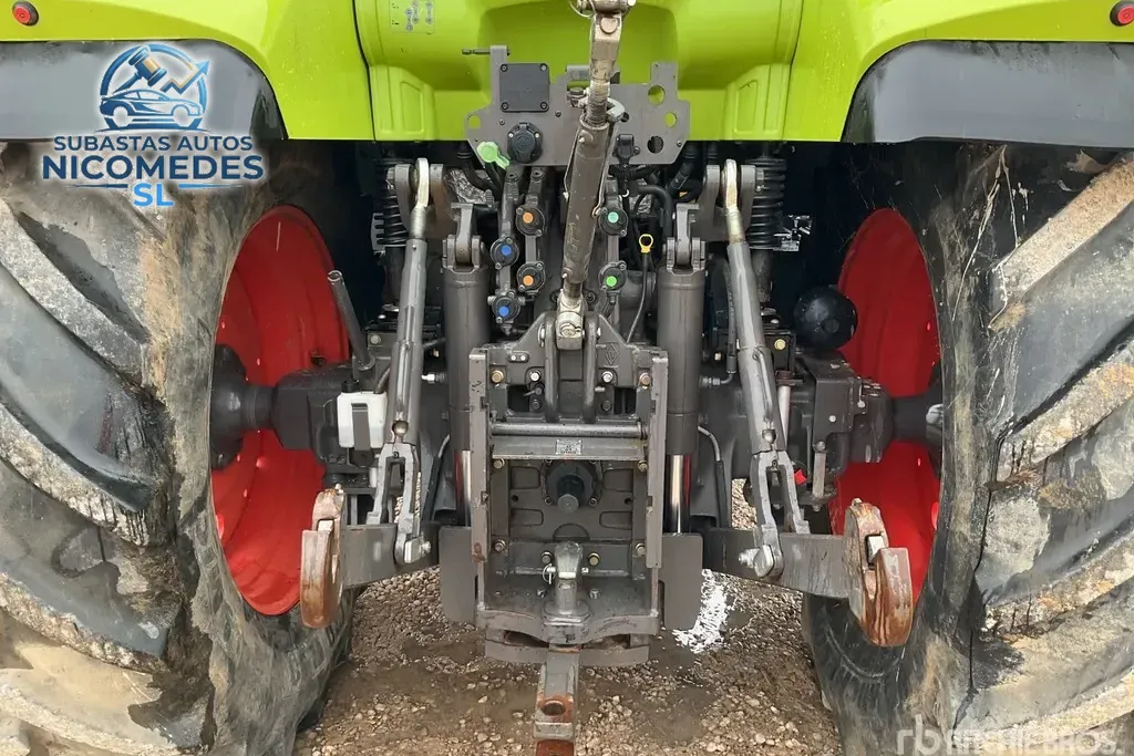 Claas Arion 630 4WD, foto 5 de 12