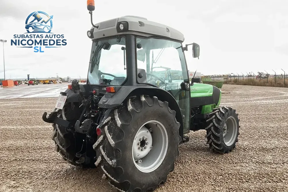 Deutz-Fahr Agroplus F 420 4WD, foto 2 de 11