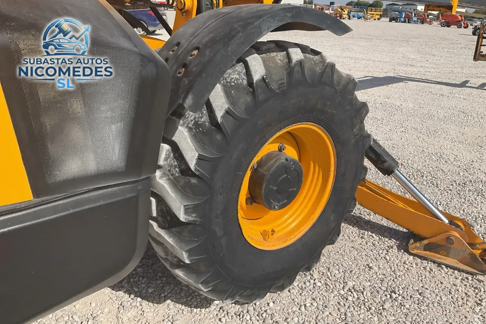 JCB 540-170 Manipulador Telescópico, foto 4 de 12