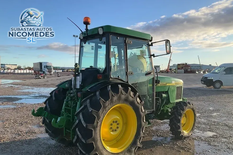 John Deere 5510N 4WD, foto 2 de 11
