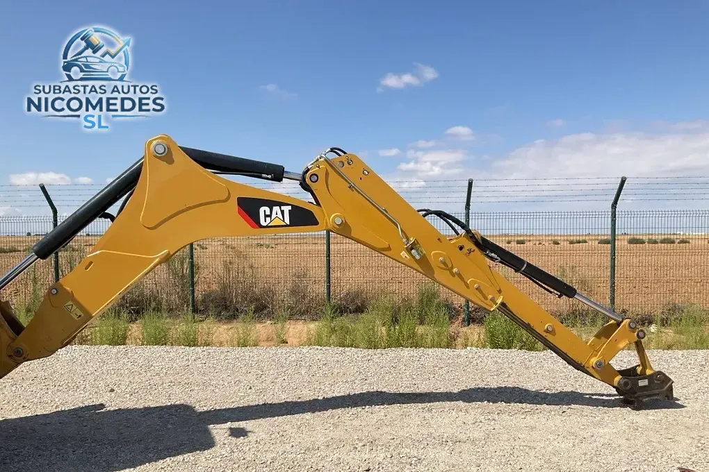Caterpillar 432F2 4WD, foto 14 de 14