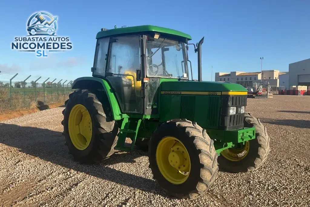 John Deere 6010 4WD, foto 2 de 10