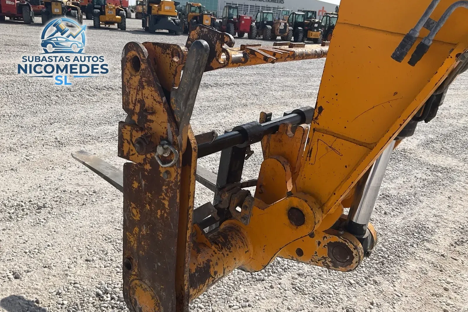 JCB 540-170 Manipulador Telescópico, foto 6 de 12
