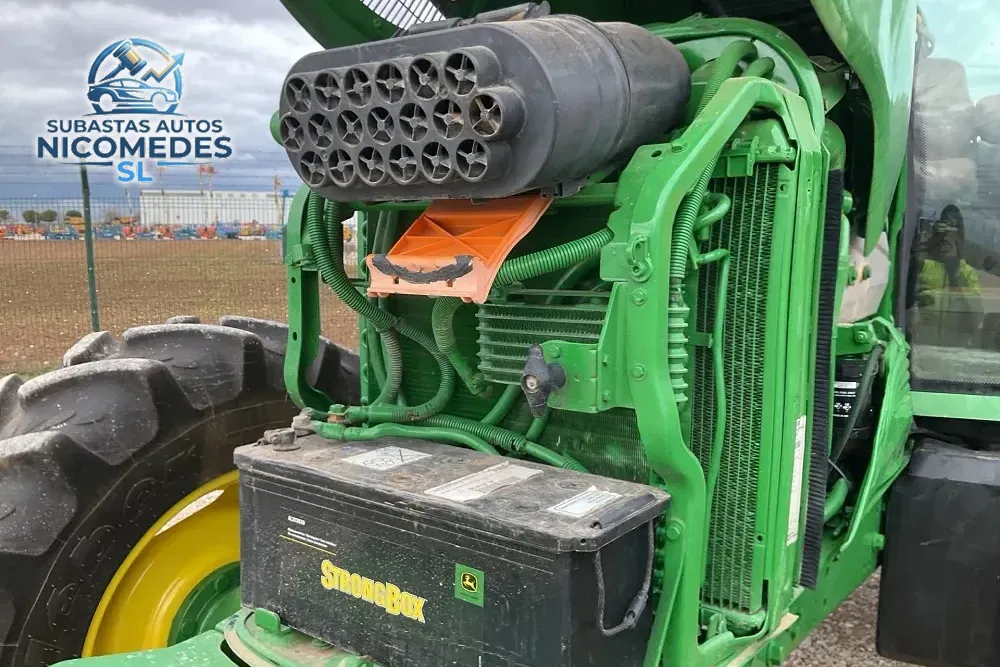 John Deere 6330 Premium 4WD, foto 6 de 10