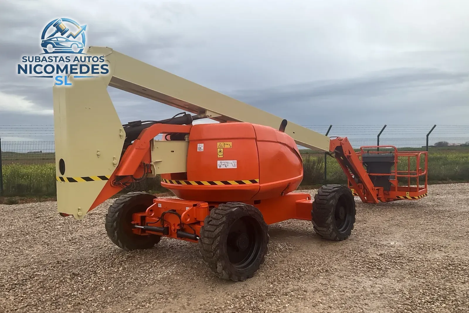 JLG 600 AJ 4WD Elevador articulado, foto 4 de 10