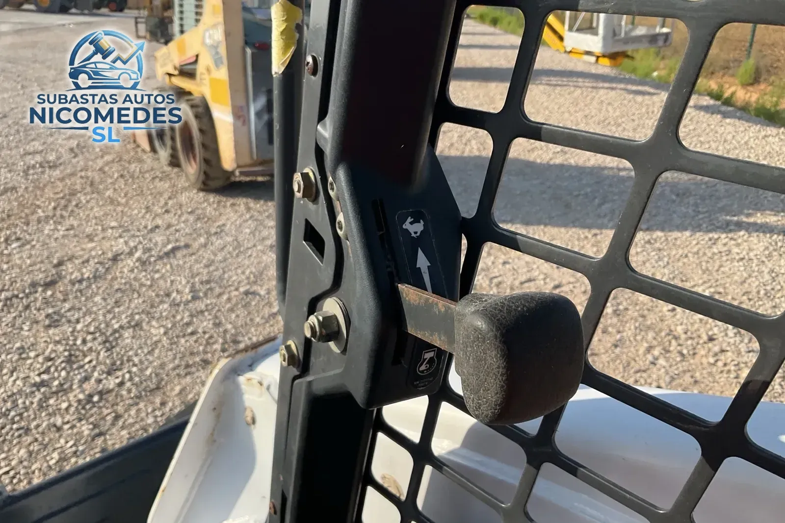 Bobcat S590 M-Series, foto 6 de 10