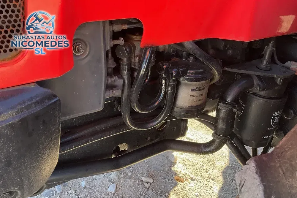 Antonio Carraro SRX 8400 4WD, foto 7 de 10