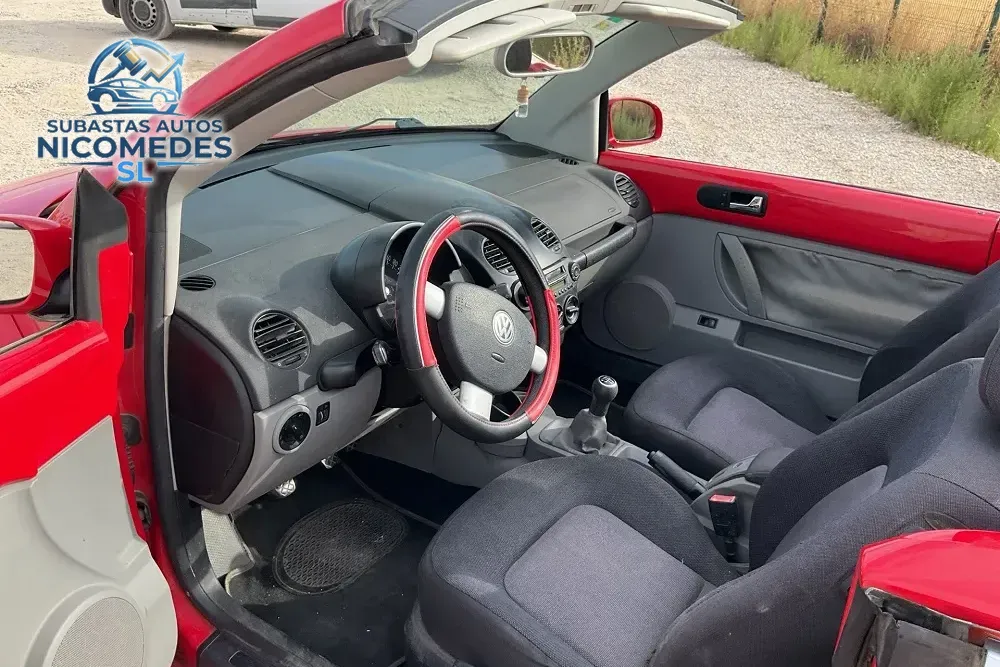 Volkswagen New Beetle Convertible (Cabriolet), foto 6 de 10