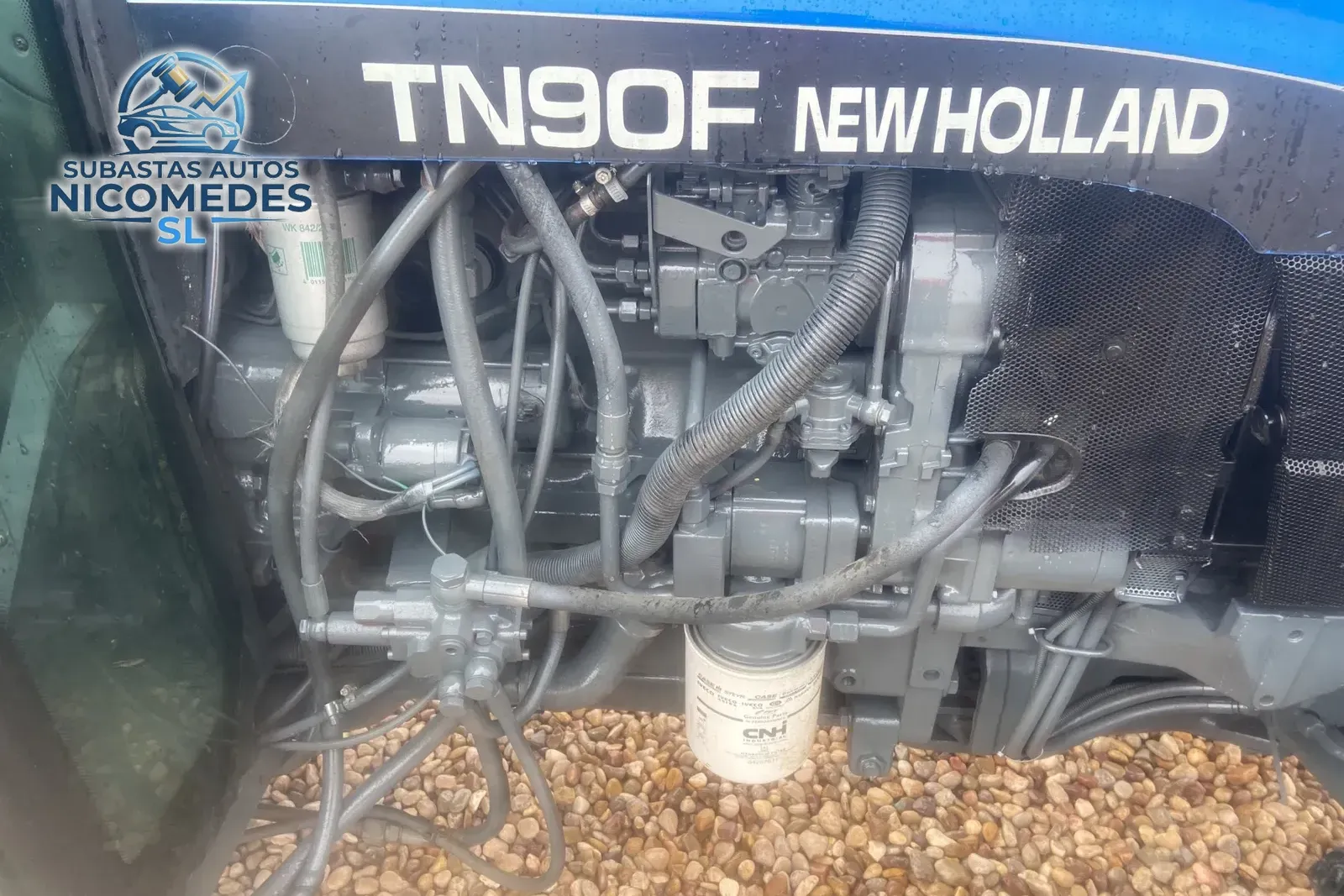 New Holland TN90F 4WD, foto 4 de 10