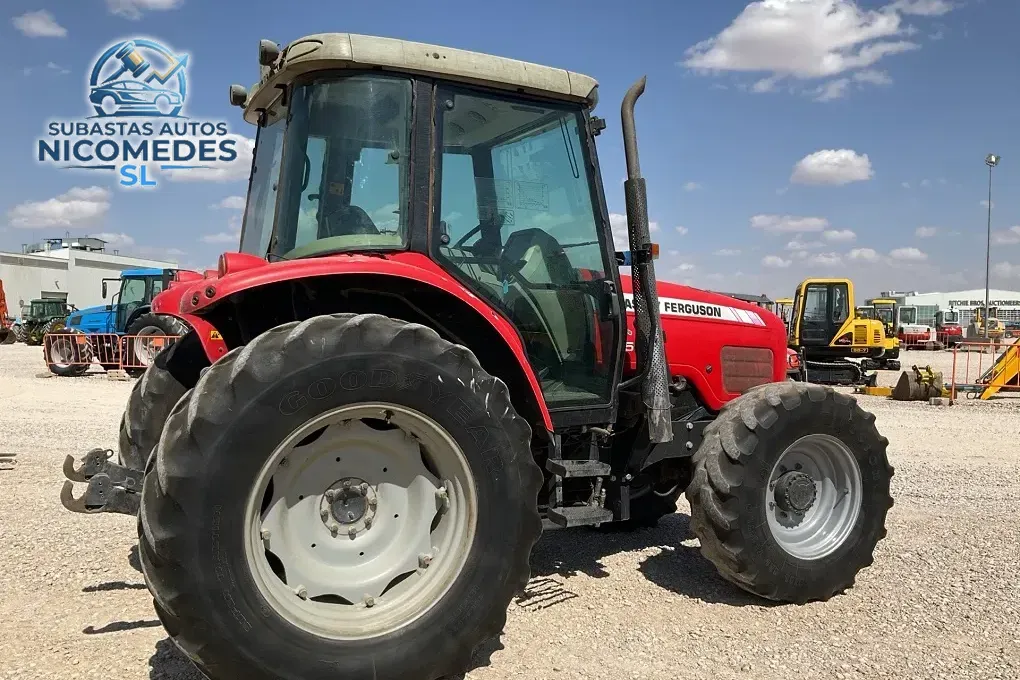 Massey Ferguson 5455 4WD, foto 2 de 10