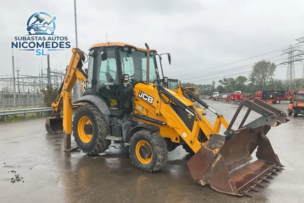JCB 3CX 4x4 RETROEXCAVADORA, foto 2 de 12