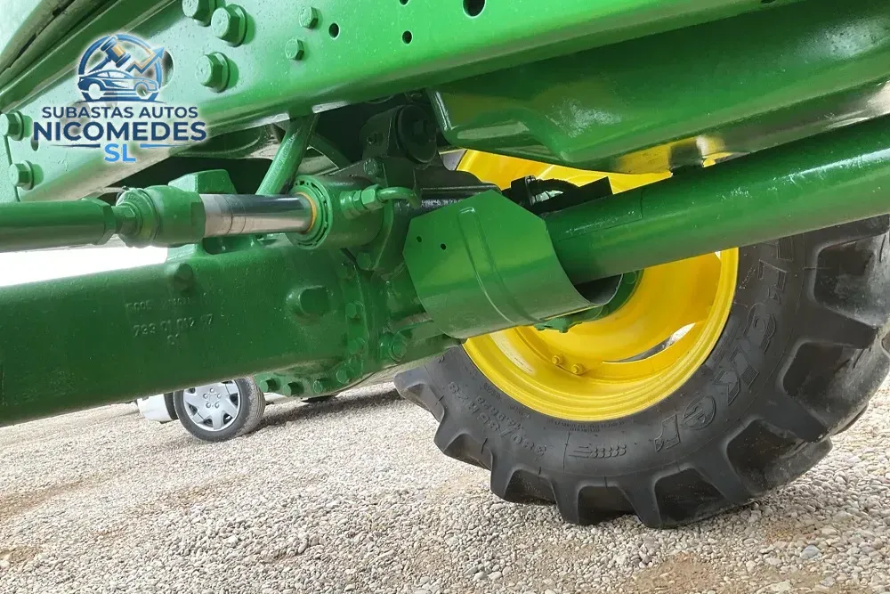 John Deere 6330 Premium 4WD, foto 9 de 10