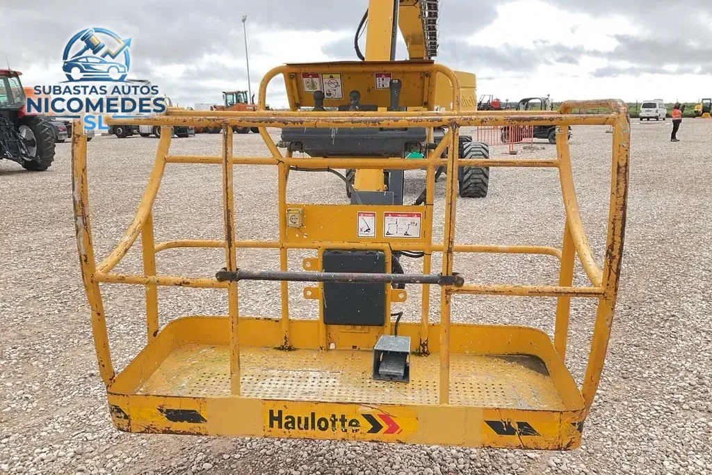 Haulotte H28TJ+ 4WD Plataforma elevadora telescópica diésel, foto 8 de 10