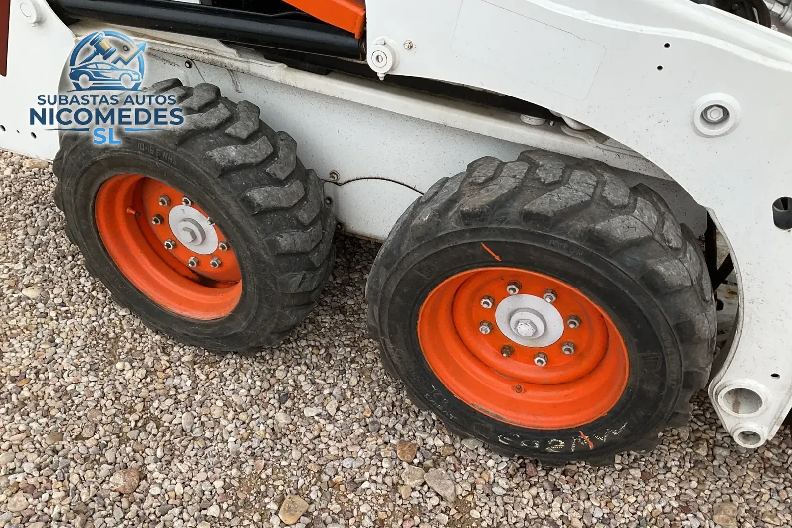 Bobcat S450 4WD, foto 10 de 10