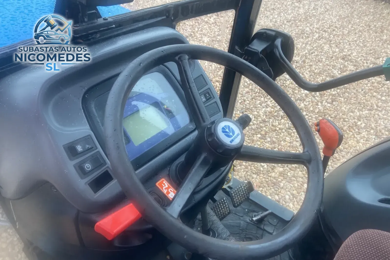 New Holland TN90F 4WD, foto 10 de 10