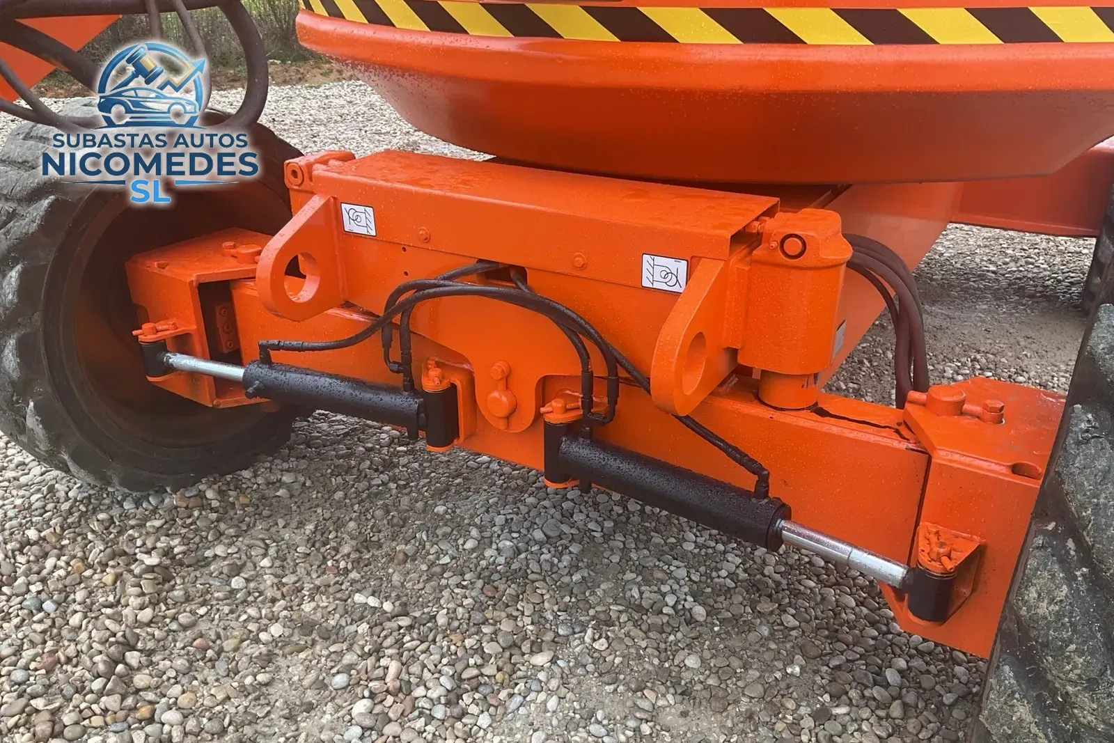 JLG 600 AJ 4WD Elevador articulado, foto 9 de 10