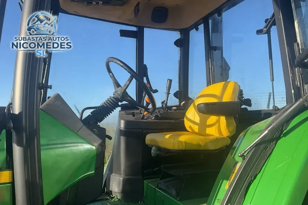 John Deere 6010 4WD, foto 5 de 10