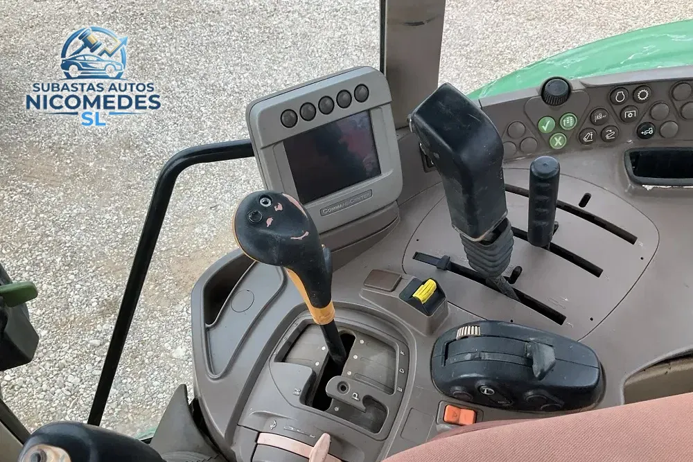 John Deere 6330 Premium 4WD, foto 4 de 10