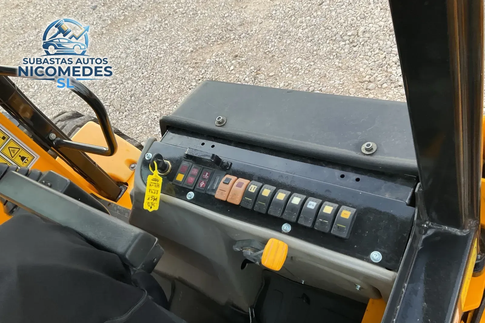 JCB 1CX 4x4 diésel, foto 6 de 10