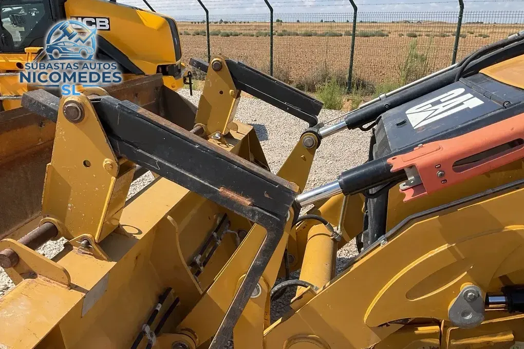 Caterpillar 432F2 4WD, foto 13 de 14