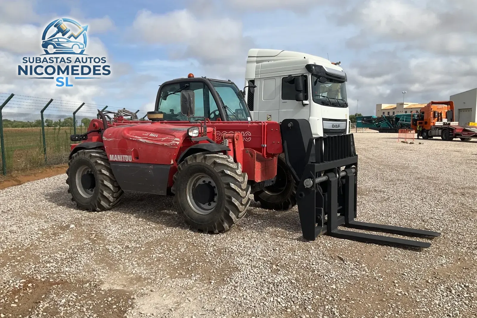 Manitou MHT860 Manipulador Telescópico, foto 7 de 10