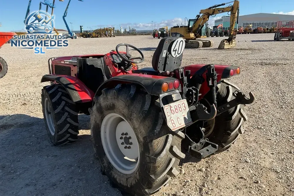 Antonio Carraro SRX 8400 4WD, foto 8 de 10