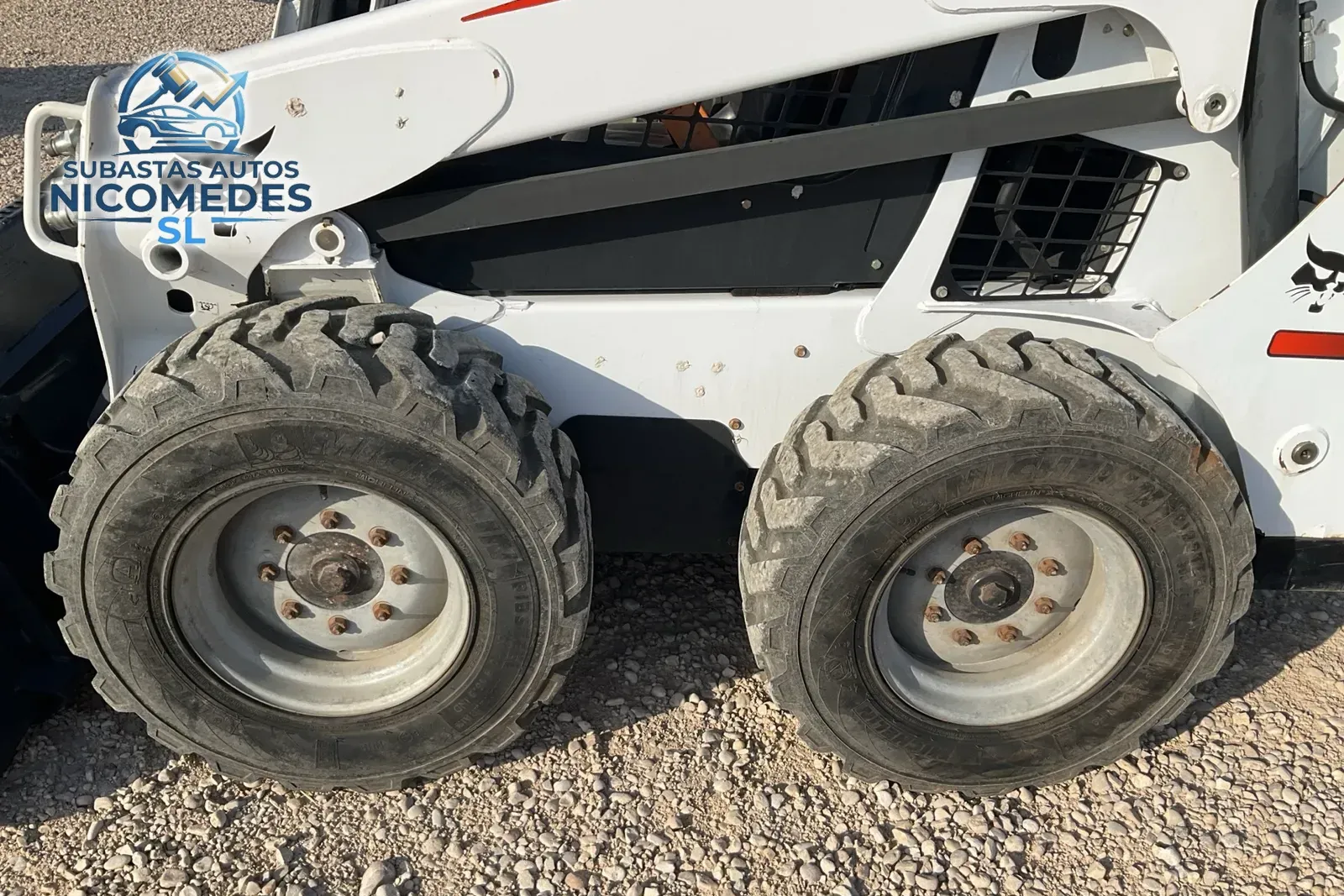 Bobcat S590 M-Series, foto 10 de 10