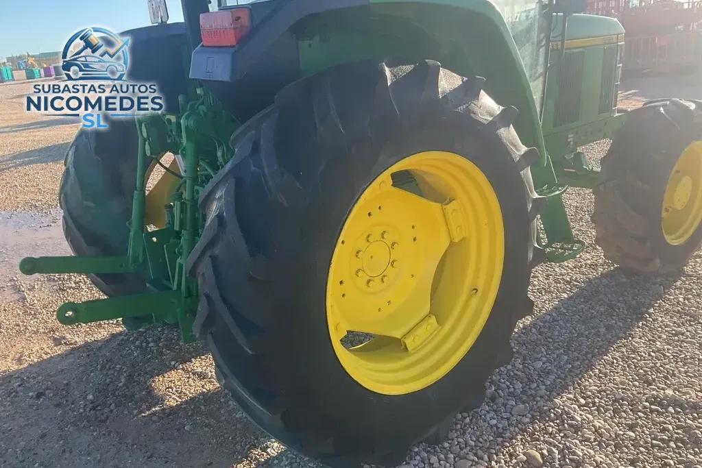 John Deere 6010 4WD, foto 9 de 10