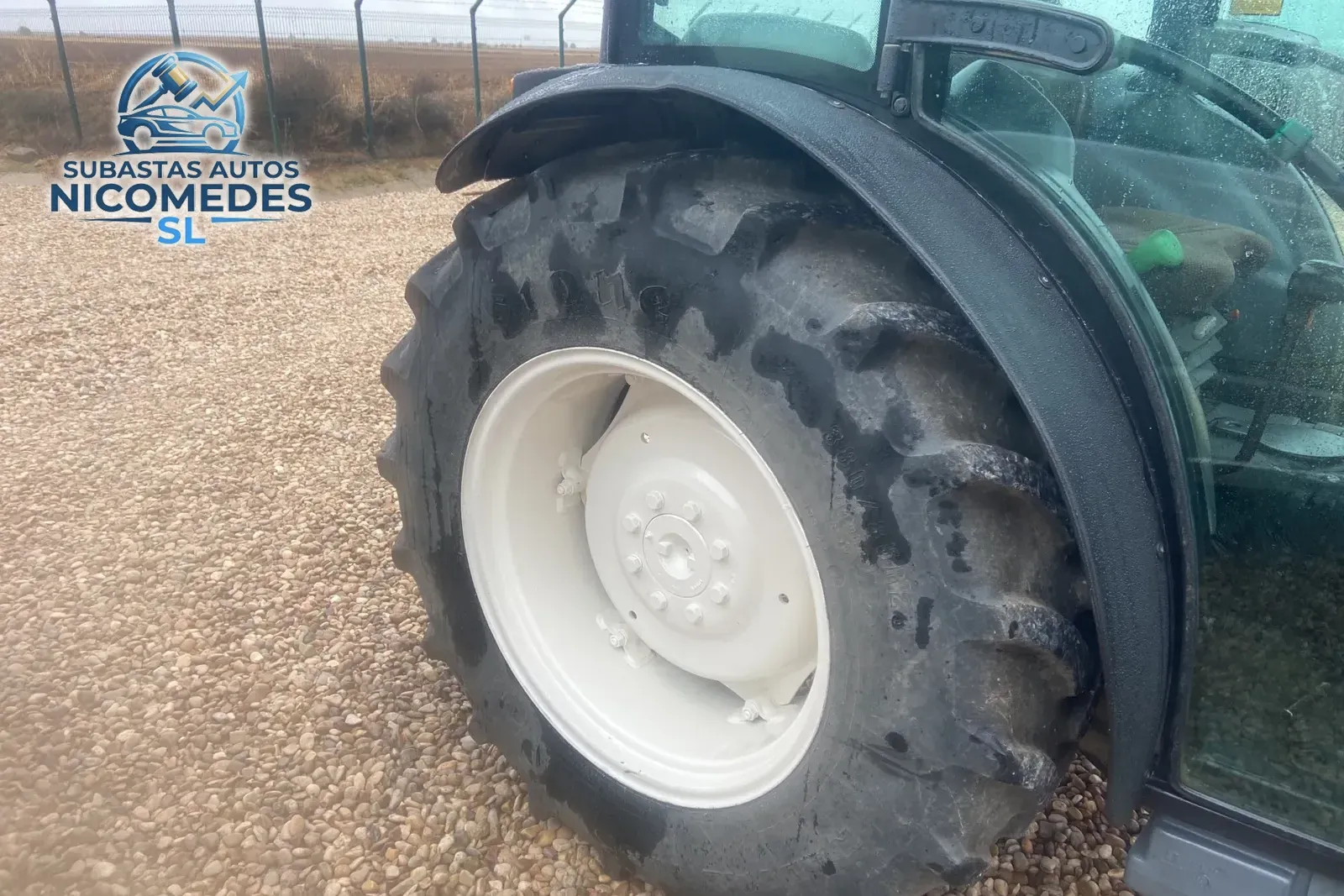New Holland TN90F 4WD, foto 5 de 10